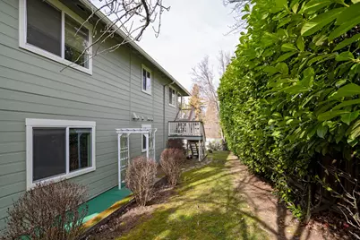 790 Park Street, Ashland, OR 97520 - Photo 17