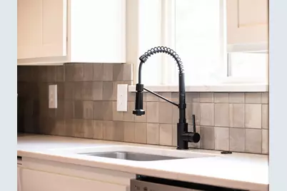 633 SE Glengarry Place, Bend, OR 97702 - Photo 13