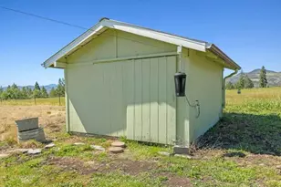 800 Hillandale Cir, Eagle Point, OR 97524 - Photo 29