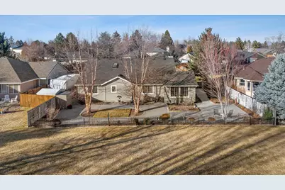 2365 NE Lakeridge Drive, Bend, OR 97701 - Photo 33