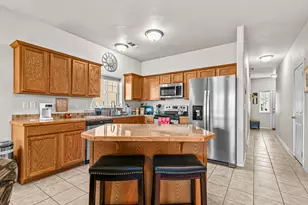 7833 Phaedra Ln, White City, OR 97503 - Photo 9