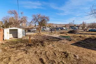 2103 Etna St, Klamath Falls, OR 97603 - Photo 25