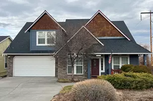 3995 SW Salmon Ave, Redmond, OR 97756 - Photo 1