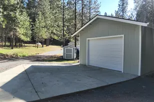 786 Placer Rd, Sunny Valley, OR 97497 - Photo 7