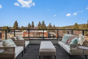 2735 NW Crossing Dr, Bend, OR 97703 - Photo 45