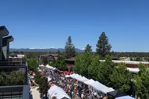 2735 NW Crossing Dr, Bend, OR 97703 - Photo 41