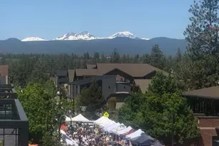 2735 NW Crossing Dr, Bend, OR 97703 - Photo 39