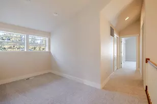 2752 NW Champion Cir, Bend, OR 97703 - Photo 39