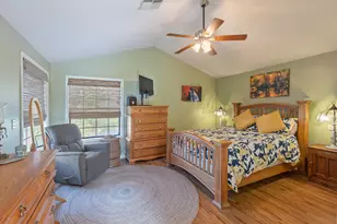 1516 NW Thompson Way, Grants Pass, OR 97526 - Photo 21