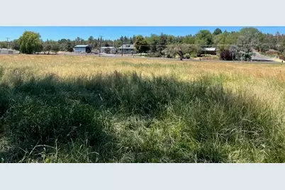 585 SW Fairgrounds Road, Madras, OR 97741 - Photo 7