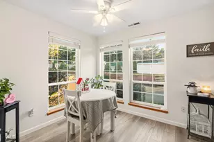 334 Village Ln, Grants Pass, OR 97527 - Photo 11