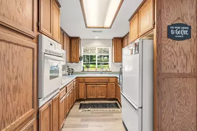 334 Village Lane, Grants Pass, OR 97527 - Photo 15