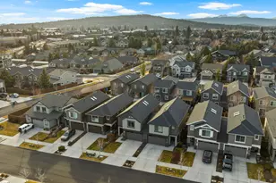 63149 NE Hadley Pl, Bend, OR 97701 - Photo 53