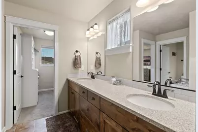 63149 NE Hadley Place, Bend, OR 97701 - Photo 31