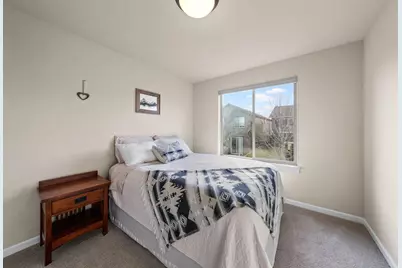 63149 NE Hadley Place, Bend, OR 97701 - Photo 33