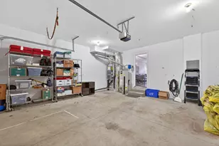 20972 NE High Desert Ln, Bend, OR 97701 - Photo 29