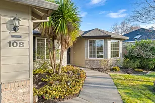 108 Meadow View Dr, Phoenix, OR 97535 - Photo 5