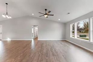 2963 Stonebrook Dr, Medford, OR 97504 - Photo 7