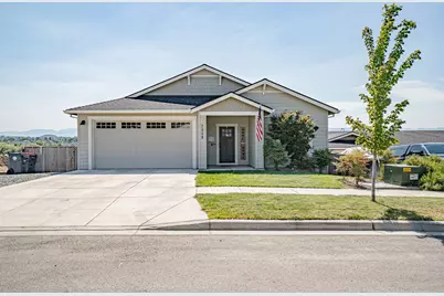 2008 Hondeleau Lane, Medford, OR 97504 - Photo 1