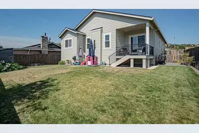 2008 Hondeleau Lane, Medford, OR 97504 - Photo 3