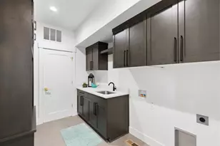 23118 Watercourse Way, Bend, OR 97701 - Photo 41