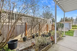 4729 S Pacific Hwy, Phoenix, OR 97535 - Photo 19