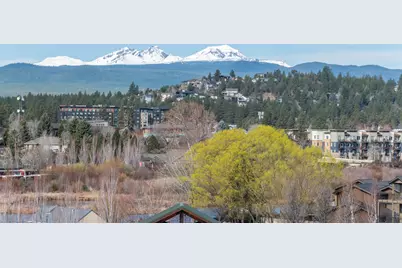 291 SW Bluff Drive #UNIT 320, Bend, OR 97702 - Photo 3