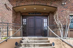 363 SW Bluff Dr, Bend, OR 97702 - Photo 1