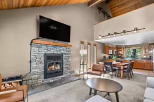 57308 Red Fir Ln, Sunriver, OR 97707 - Photo 11