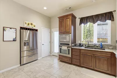 1154 Ashford Way, Medford, OR 97504 - Photo 7