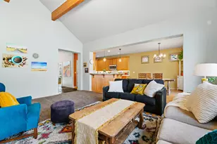 19525 Sugar Mill Loop, Bend, OR 97702 - Photo 13