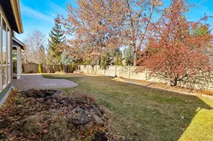 19525 Sugar Mill Loop, Bend, OR 97702 - Photo 43