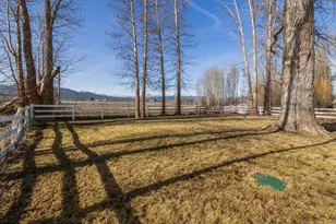 52712 Hwy 62, Fort Klamath, OR 97626 - Photo 27
