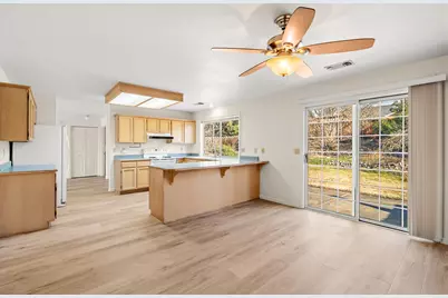 2368 Stonebrook Drive, Medford, OR 97504 - Photo 15