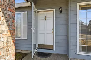 2368 Stonebrook Dr, Medford, OR 97504 - Photo 5