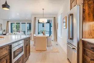 62637 Mount Hood Dr, Bend, OR 97703 - Photo 7