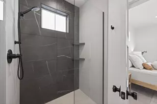 62637 Mount Hood Dr, Bend, OR 97703 - Photo 17