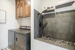 62637 Mount Hood Dr, Bend, OR 97703 - Photo 43