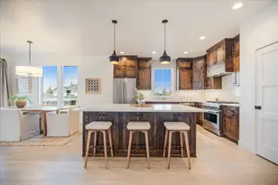 62637 Mount Hood Dr, Bend, OR 97703 - Photo 11