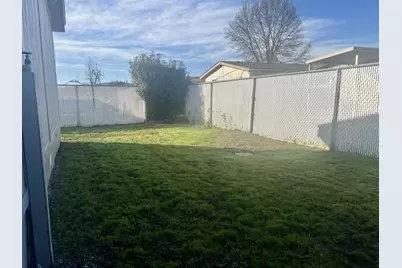 633 E Archwood #UNIT 125, Eagle Point, OR 97524 - Photo 31