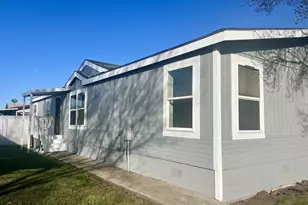 633 E Archwood, Eagle Point, OR 97524 - Photo 1