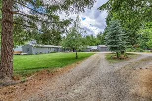 5461 Riverbanks Rd, Grants Pass, OR 97527 - Photo 29