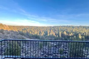 19717 SW Mount Bachelor Dr, Bend, OR 97702 - Photo 11