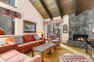 57057 Tennis Village Ln, Sunriver, OR 97707 - Photo 1