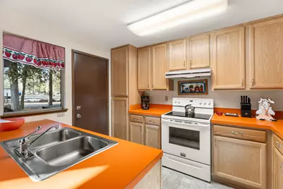 57057 Tennis Village Lane, Sunriver, OR 97707 - Photo 11