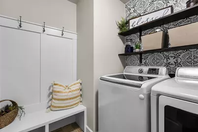 654 NW 27th Street, Redmond, OR 97756 - Photo 19