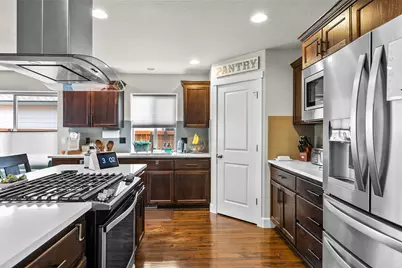 654 NW 27th Street, Redmond, OR 97756 - Photo 3