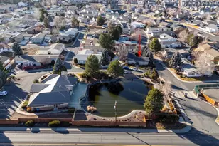 2380 SW Phlox Pond Dr, Redmond, OR 97756 - Photo 3