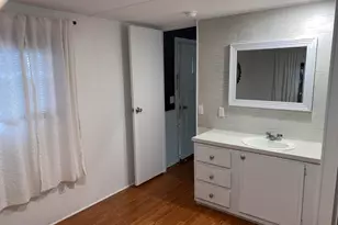 1055 N 5th St, Jacksonville, OR 97530 - Photo 15