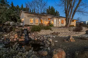 4935 Cherry Ln, Medford, OR 97504 - Photo 5